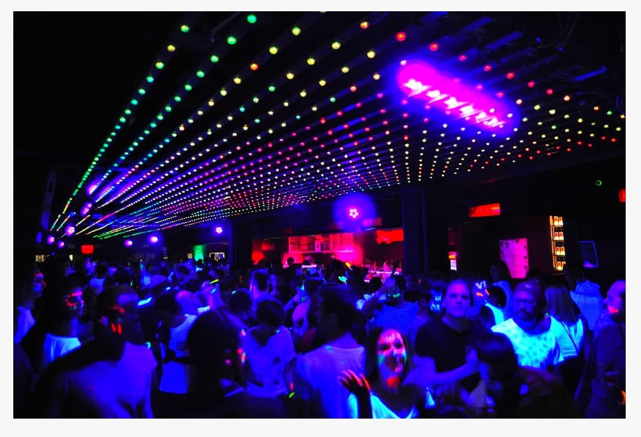 Ультрафиолетовый светильник IMLIGHT LTL BLACK LED 60